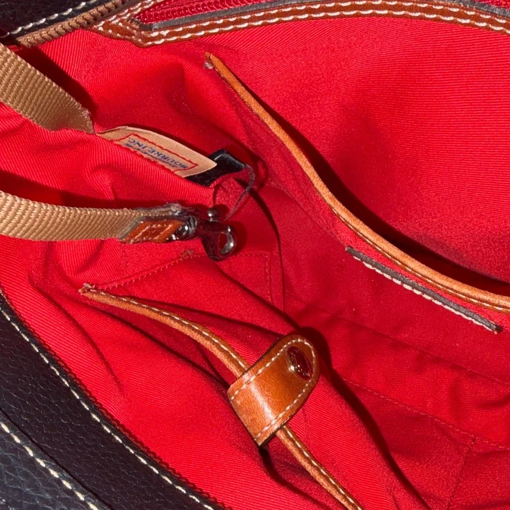 Dooney & Bourke Vintage Lexington Black Tote - Picture 16 of 16